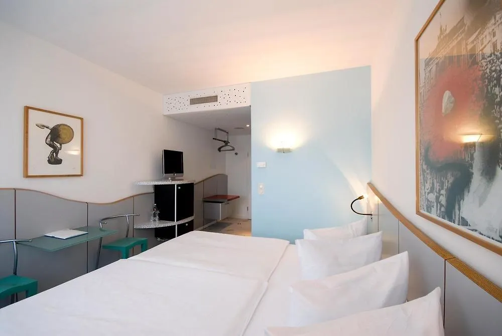 Park Plaza Berlin Kudamm Otel