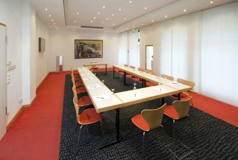 Radisson Red Berlin Kudamm Ξενοδοχείο 4*,